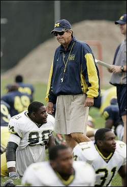 lloyd-carr.jpg