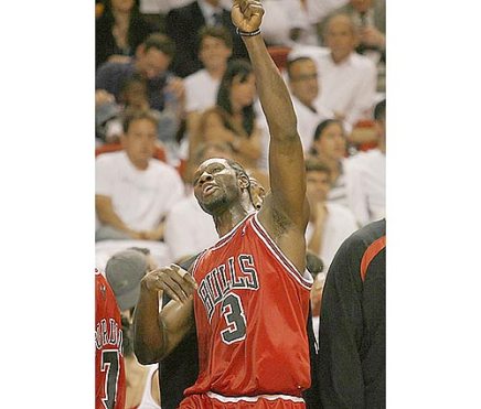 ben-wallace-bulls-heat-game-4.jpg